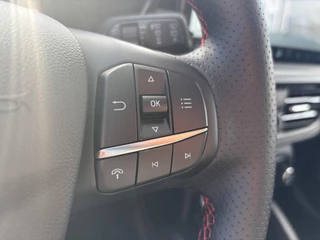 Ford Kuga – thumbnail 15
