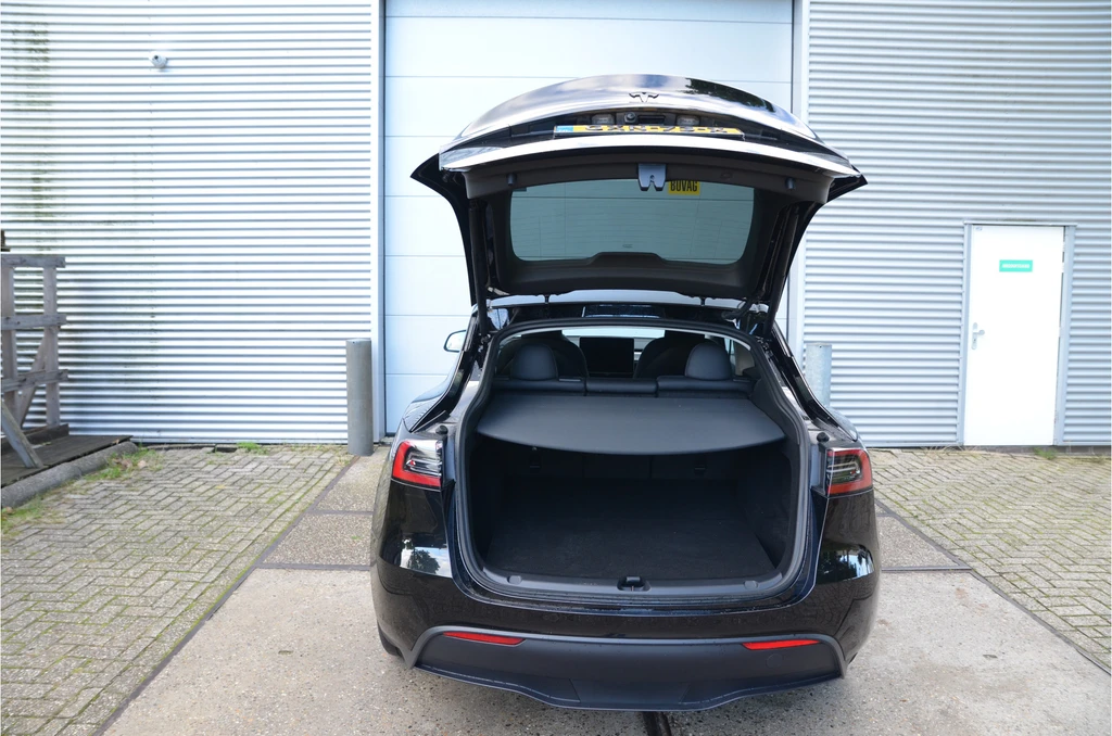 Tesla Model Y – foto 35