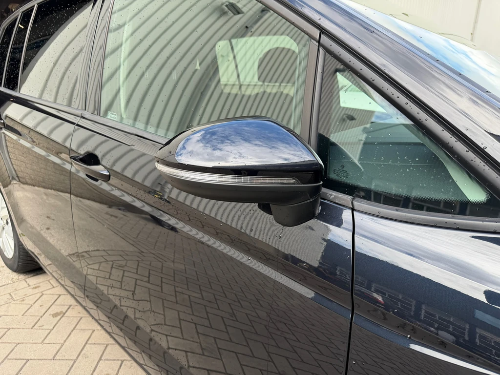Volkswagen Touran – foto 16