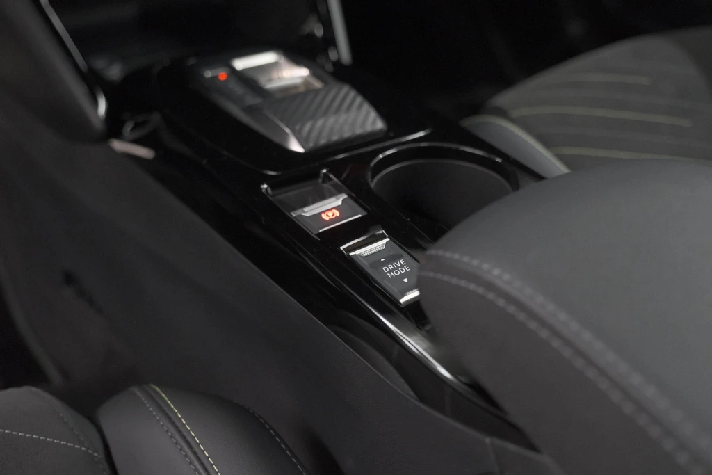 Peugeot 208 – foto 32