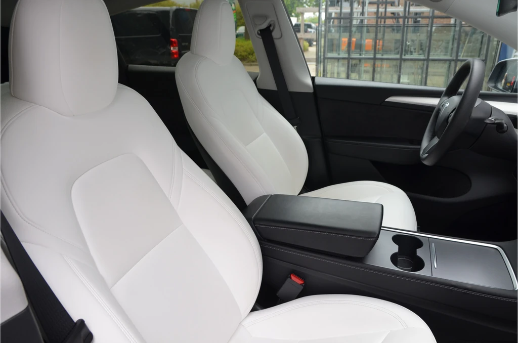Tesla Model Y – foto 7