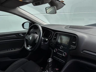 Renault Mégane Estate – thumbnail 25