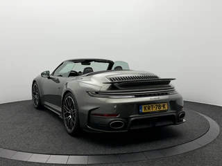 Porsche 911 – thumbnail 5