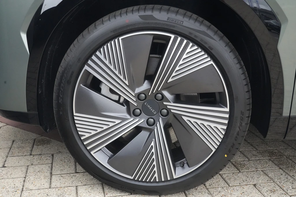 Lynk & Co 08 – foto 8