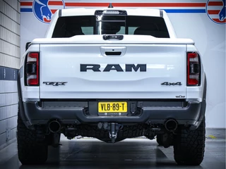 Dodge Ram 1500 – thumbnail 1