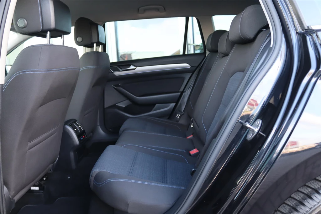 Volkswagen Passat – foto 16