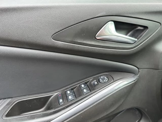 Opel Grandland X – thumbnail 25