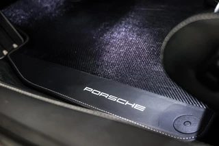 Porsche 911 – thumbnail 33