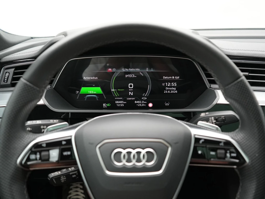 Audi Q8 Sportback e-tron – foto 18