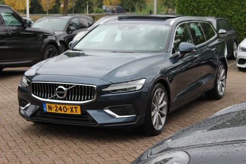 Volvo V60 2.0 T6 Recharge AWD Inscription / SoH 87,2% / Panoramadak / Leder / CarPlay / Keyless / 18'' / Stoel+Stuurverwarming / Dodehoek / DAB / ACC