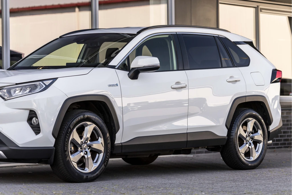 Toyota RAV4 – foto 4