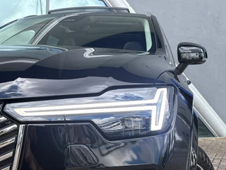 Volvo XC90 – thumbnail 2
