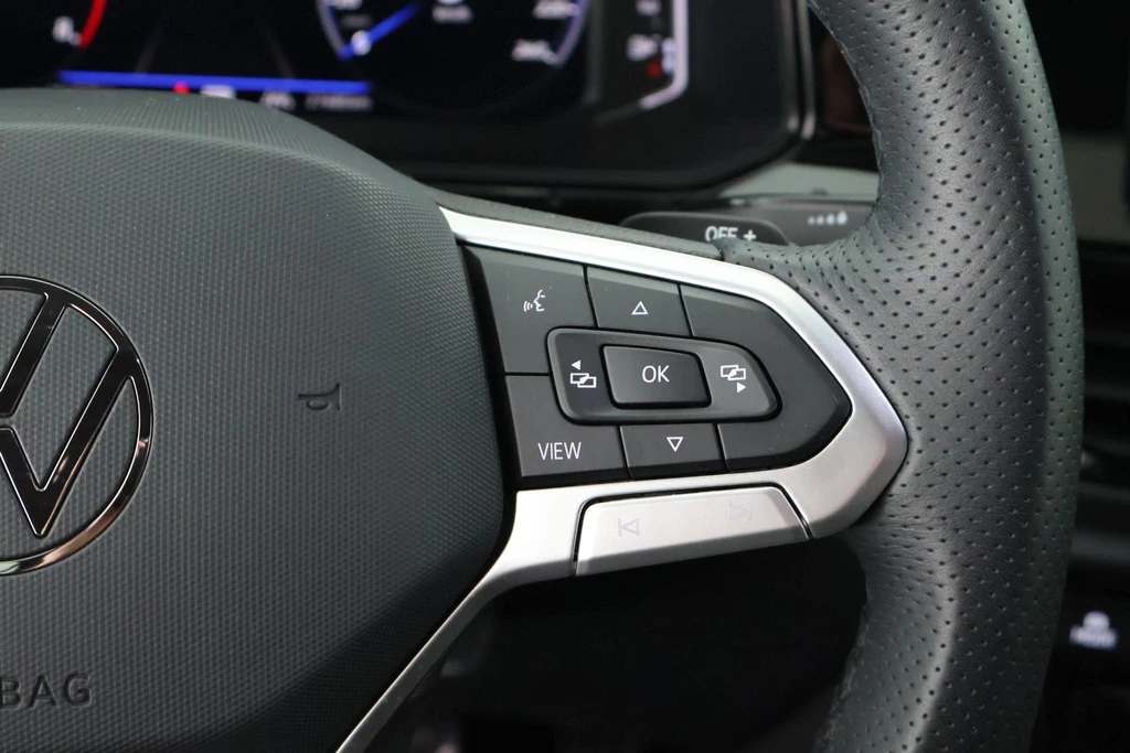 Volkswagen T-Roc – foto 18