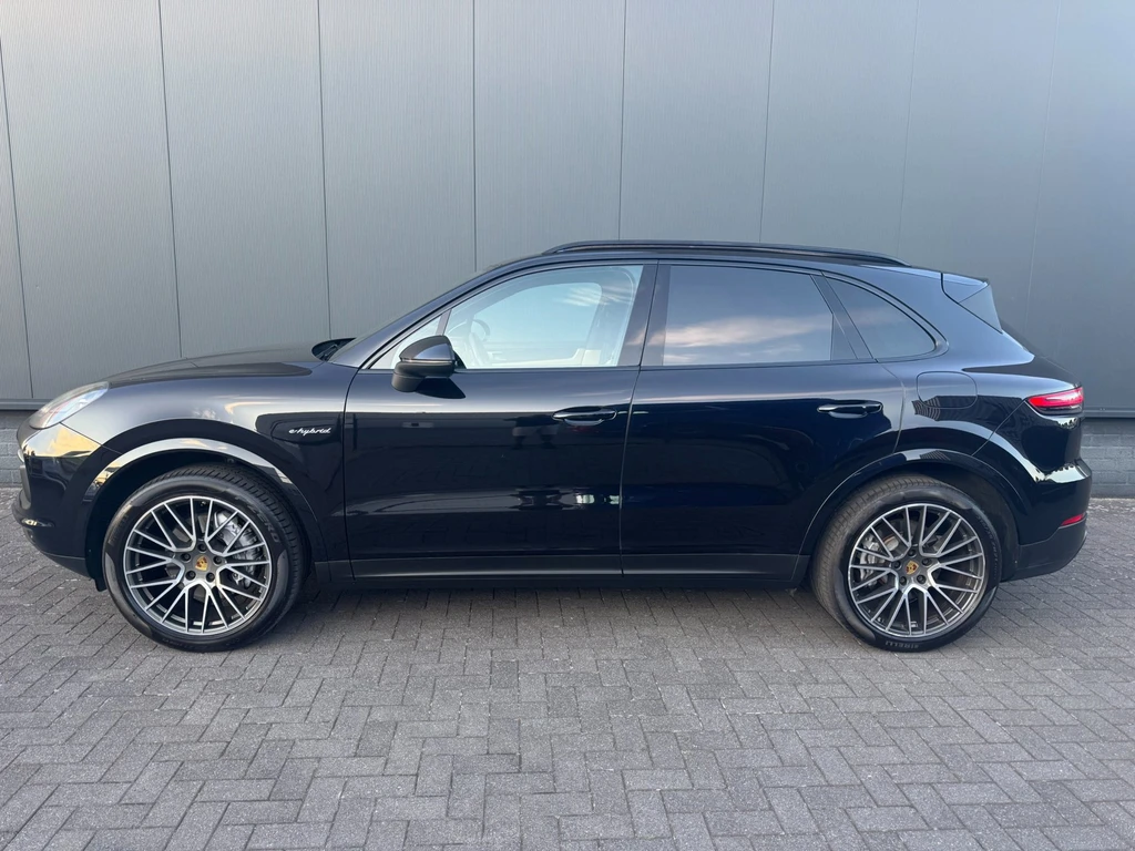 Porsche Cayenne – foto 2