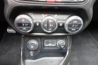 Jeep Renegade – thumbnail 25