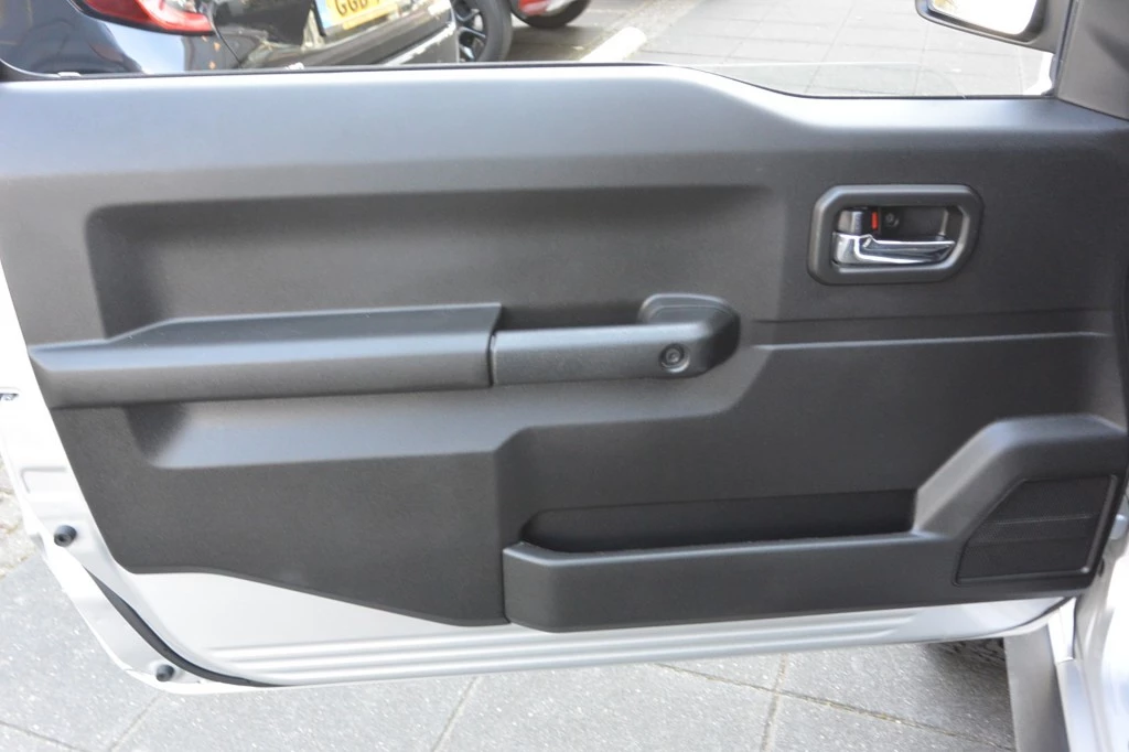 Suzuki Jimny – foto 19
