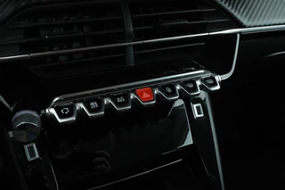 Peugeot 208 – thumbnail 23