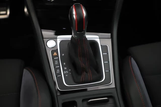 Volkswagen Golf – thumbnail 18