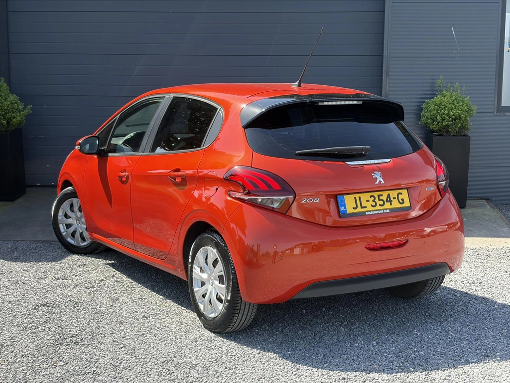 Peugeot 208 – foto 2
