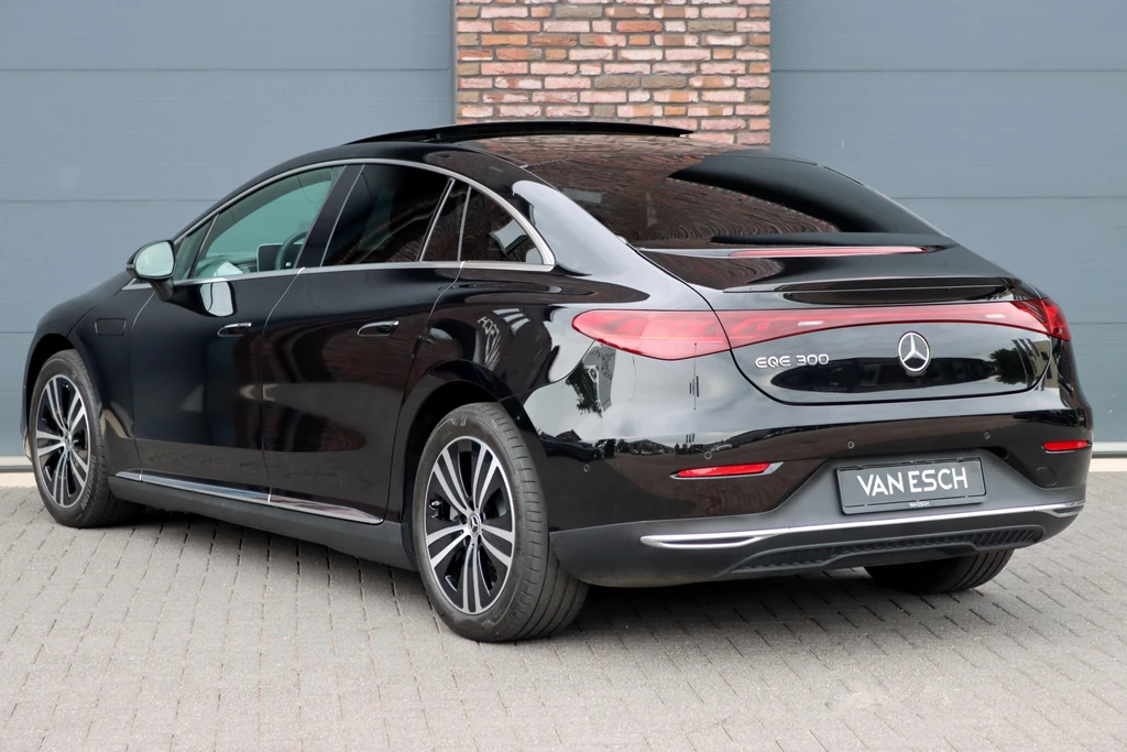 Mercedes-Benz EQE – foto 3