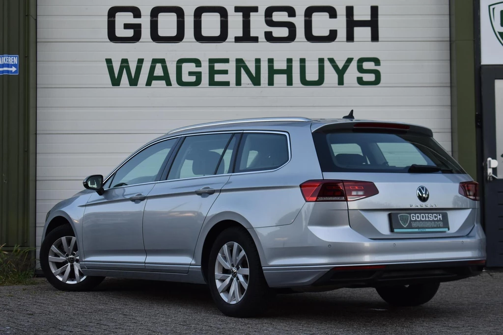 Volkswagen Passat – foto 2