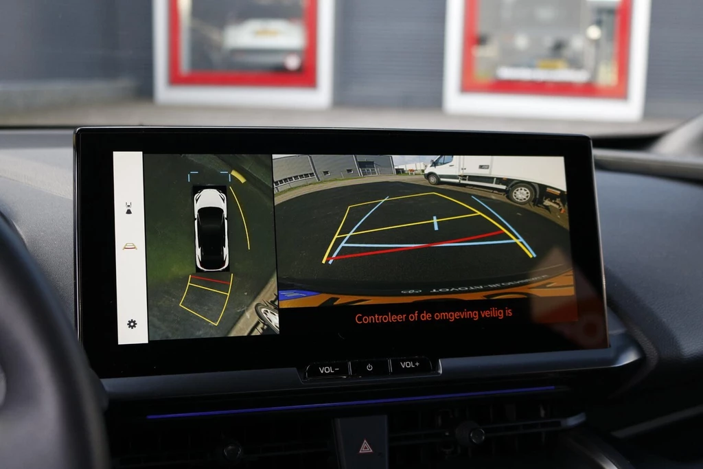 Toyota C-HR – foto 21