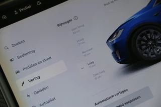 Tesla Model X – thumbnail 2