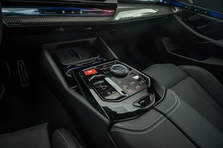 BMW M5 – thumbnail 29