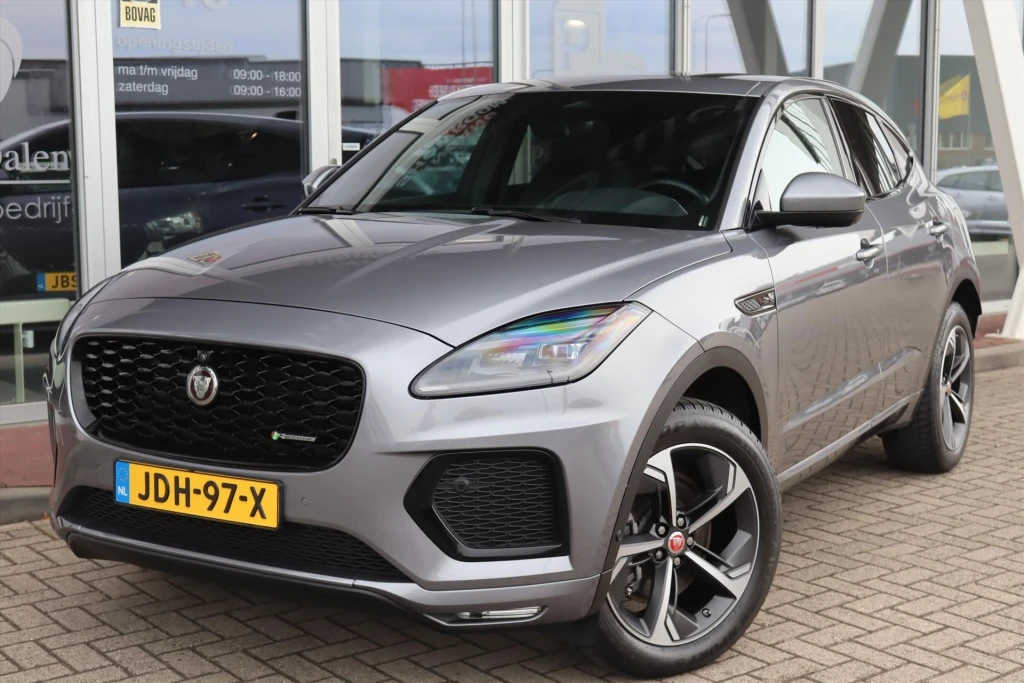 Jaguar E-PACE – foto 5