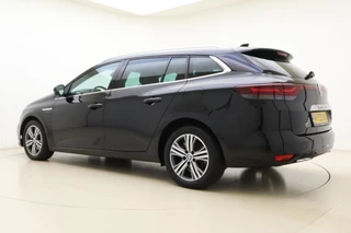 Renault Megane E-Tech – thumbnail 5