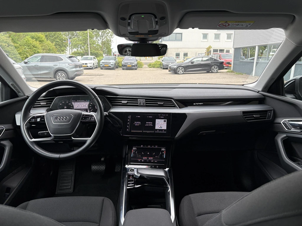 Audi e-tron – foto 18
