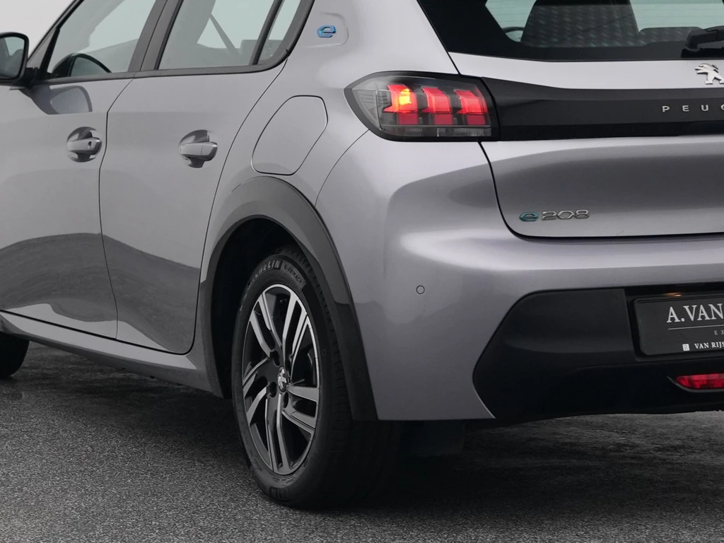 Peugeot e-208 – foto 5