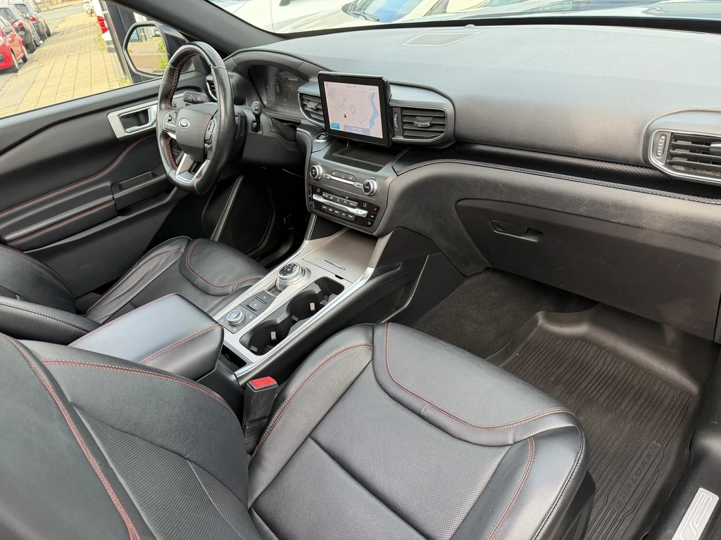 Ford Explorer – foto 30