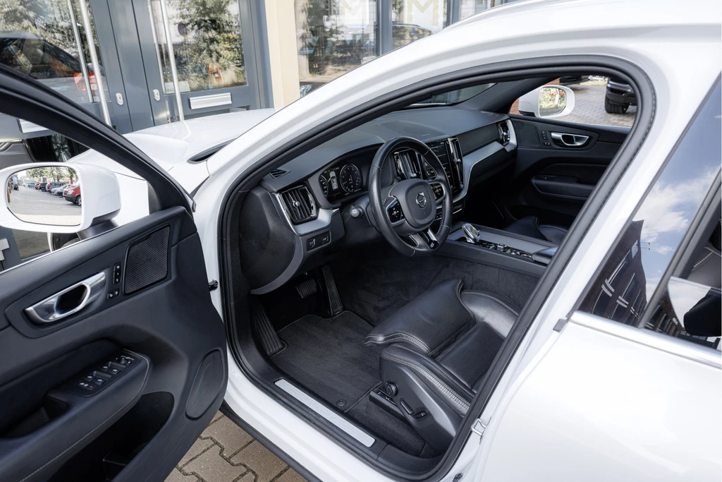 Volvo XC60 – foto 10