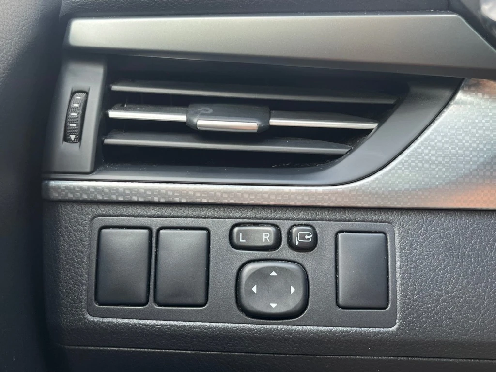 Toyota Avensis – foto 19