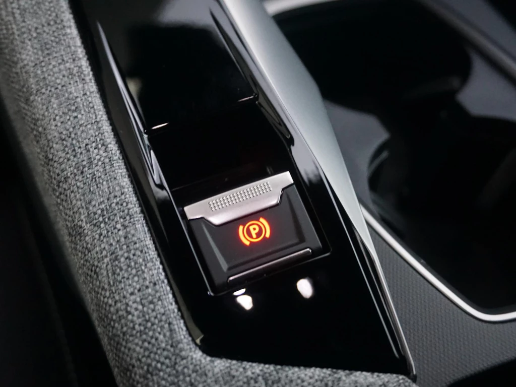 Peugeot e-3008 – foto 35
