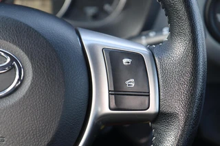 Toyota Yaris – thumbnail 25