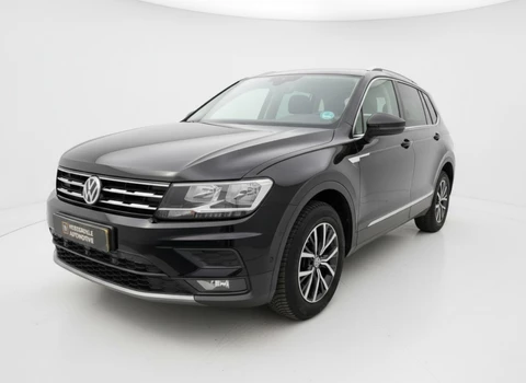 Volkswagen Tiguan 2.0 TDI HIGHLINE. 360 CAMERA, ACC, PANO