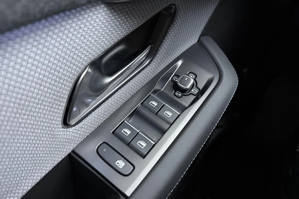 Opel Grandland – foto 17