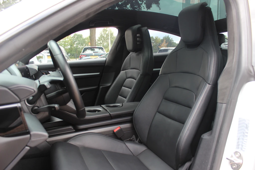 Porsche Taycan – foto 11