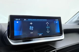 Peugeot 208 – thumbnail 22