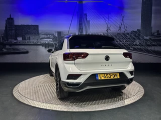 Volkswagen T-Roc – thumbnail 4