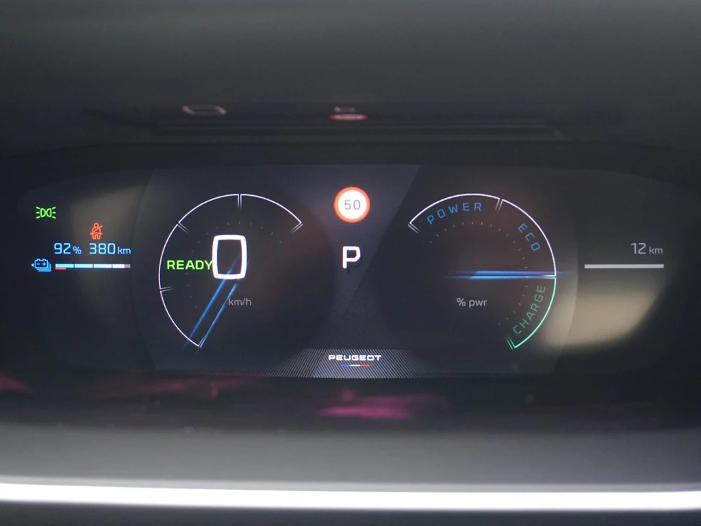 Peugeot e-2008 – foto 20