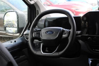 Ford Transit Custom – thumbnail 17