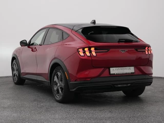 Ford Mustang Mach-E – thumbnail 4