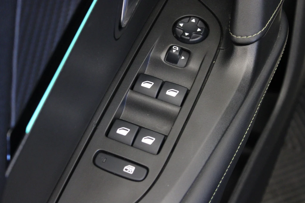 Peugeot 2008 – foto 18