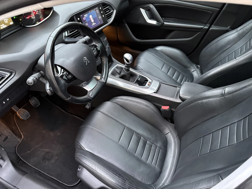 Peugeot 308 – foto 12