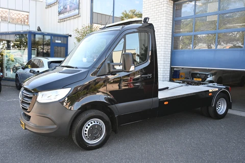 Mercedes-Benz Sprinter 519 CDI 3.0 V6 BE trekker MBUX navigatie, Geveerde stoel, Etc.