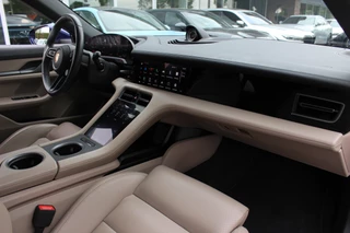 Porsche Taycan – thumbnail 16