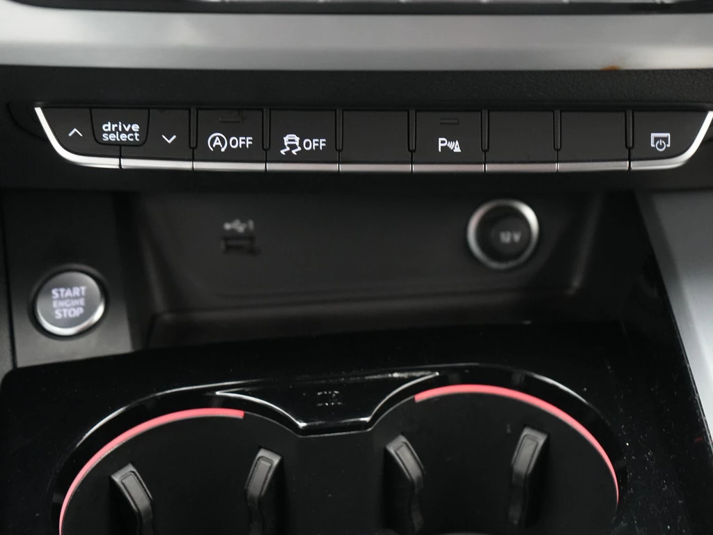 Audi A4 – foto 28